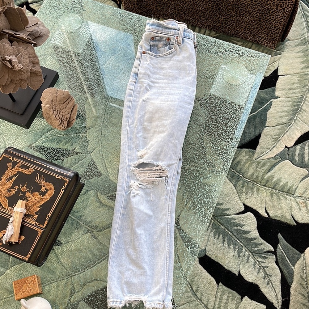 Abercrombie & Fitch The Ankle Straight Ultra High Rise (completely sold out) - Picture 5 of 6